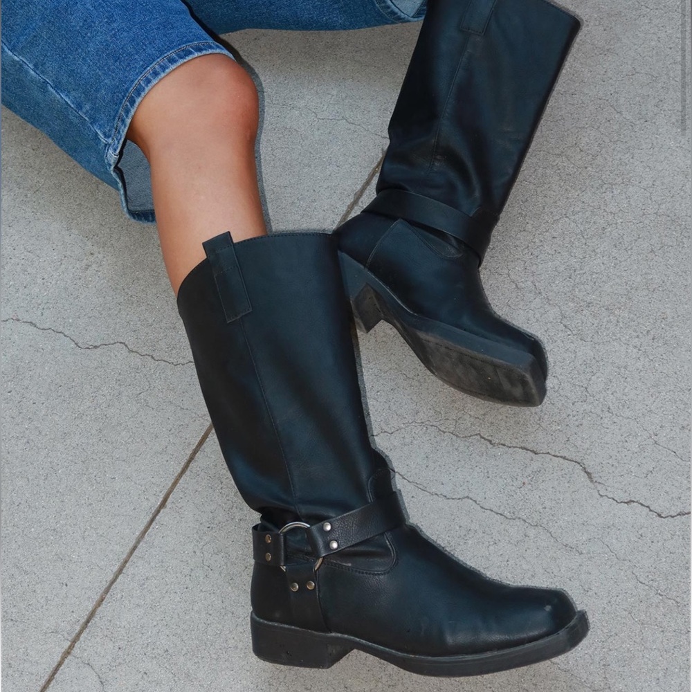 Black Leather Women's Boots